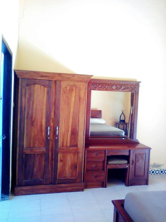Black Penny Villas Gili Trawangan Exteriör bild