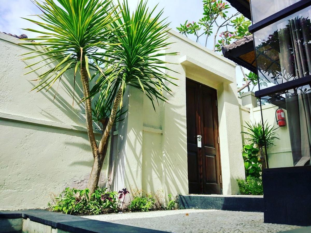 Black Penny Villas Gili Trawangan Exteriör bild