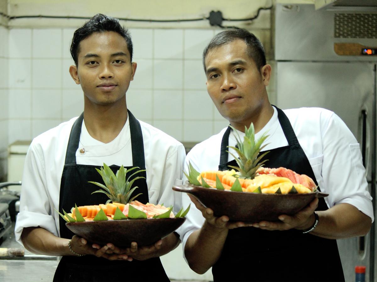 Black Penny Villas Gili Trawangan Exteriör bild